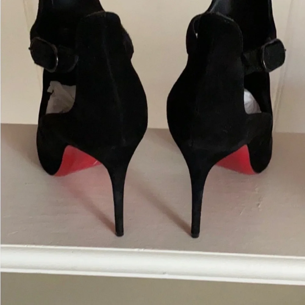 Christian lubuotain heels FINAL OFFER - Picture 8 of 15
